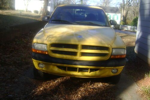 99 dodge dakota (5 speed manual)