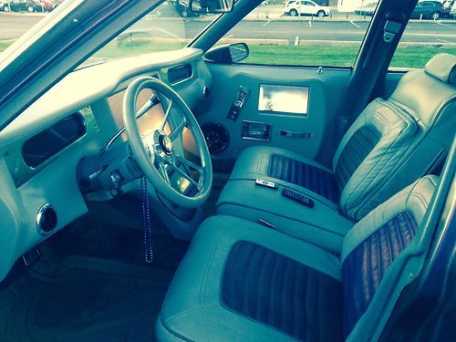 1989 Chevrolet Caprice Classic LS Brougham Chamelion paint Fiberglass dash, image 2