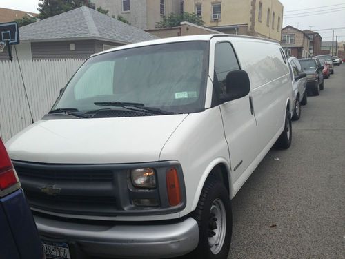 2002 chevrolet express 3500 base standard cargo van 3-door 5.7l