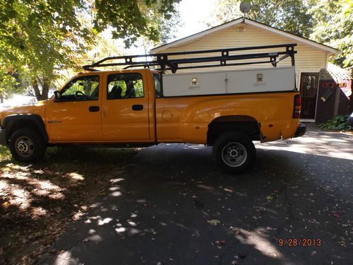 2005 crew cab chevy dually with ladder rack tool boxes 6.0 gas engine