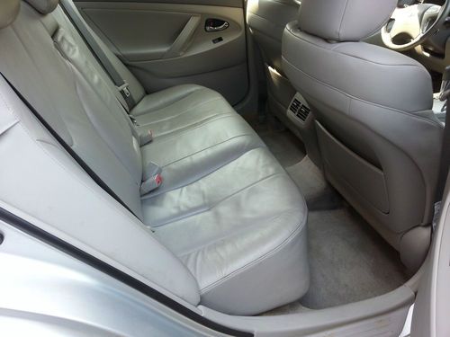 2007 Toyota Camry Hybrid Sedan 4-Door 2.4L, image 10