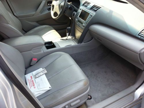 2007 Toyota Camry Hybrid Sedan 4-Door 2.4L, image 11