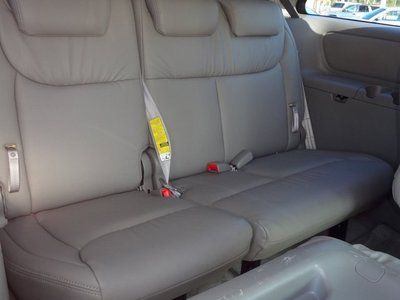 CE 3.5L LOCAL TRADE-IN 2ND ROW BUCKETS THIRD ROW SEATING ALL POWER OPTIONS, image 12