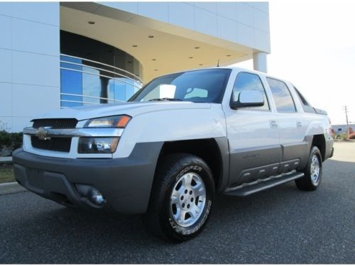 2002 chevrolet avalanche z71 4x4 white loaded extra clean sharp truck