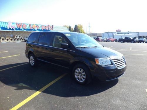 2010 chrysler town &amp; country touring very low miles!! extra clean!! very cheap!!