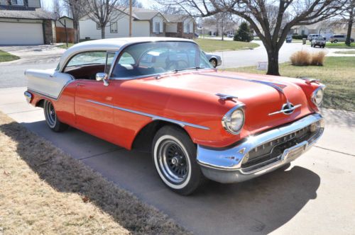 1957 oldsmobile rocket 88