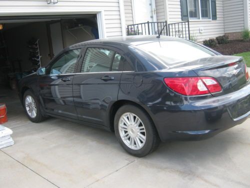 2007 chrysler sebring touring sedan 4-door 2.4l