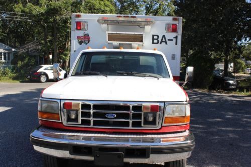 1995 Ford F450 Ford : F-450 Xlt ambulance Powerstroke diesel runs and drive, image 2