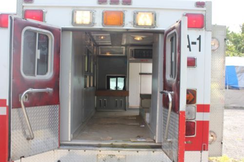 1995 Ford F450 Ford : F-450 Xlt ambulance Powerstroke diesel runs and drive, image 8