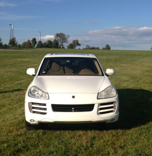 2008 Porsche Cayenne Base Sport Utility 4-Door 3.6L, image 3