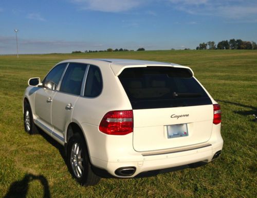 2008 Porsche Cayenne Base Sport Utility 4-Door 3.6L, image 5