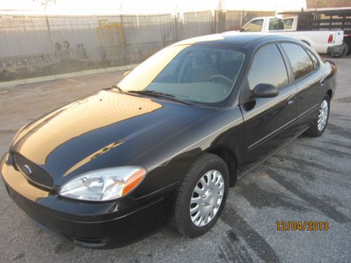 2007 ford taurus se sedan 4-door 3.0l