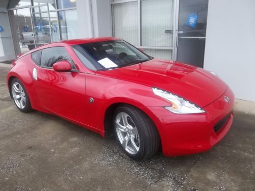 2010 nissan 370z base coupe 2-door 3.7l