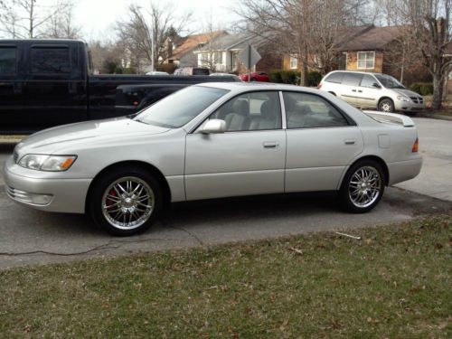 1997 lexus es300 base sedan 4-door 3.0l