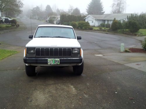 1990 jeep comanche pioneer 4.0l 4x4 only 107k miles!!!