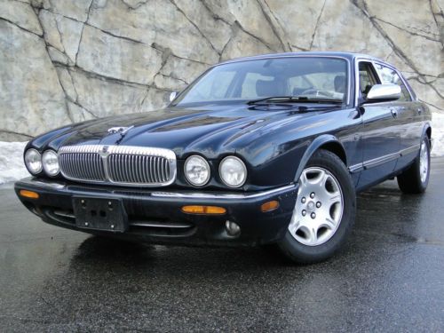 2001 jaguar vanden plas base sedan 4-door 4.0l