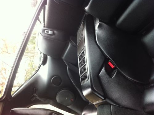 1989 Porsche 928 with very true low miles and manual transmission, image 6