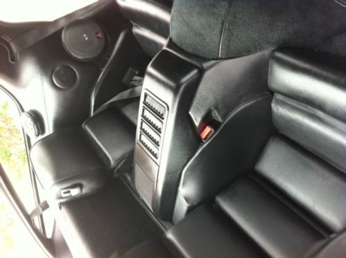 1989 Porsche 928 with very true low miles and manual transmission, image 7