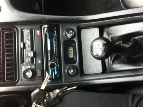 1989 Porsche 928 with very true low miles and manual transmission, image 11