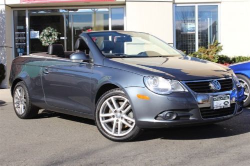 Lux convertible 2.0l cd turbocharged heated deats leather cd abs