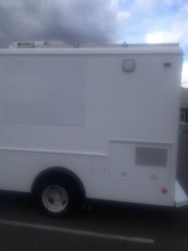 1984 CHEVY security surveillance van ONLY, I REPEAT ONLY 7,900 MILES!, image 2