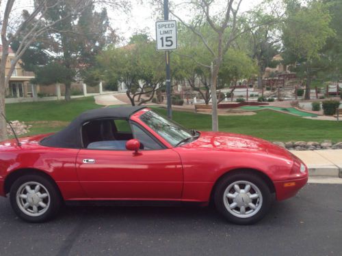 1992 mazda miata 2 door convertible