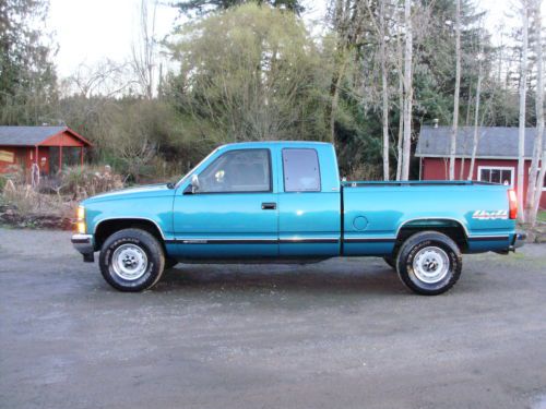 1994 chevrolet silverado 4wd c/k2500 ext.cab,short bed,rust free,adult owned