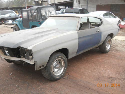 1970 chevelle malibu project car and a separate parts car