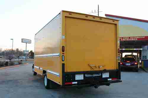 2009 GMC Savana 3500 Cube Van BOX TRUCK 91,000 MILES FACTORY WARRANTY! 2008 2010, US $13,900.00, image 3