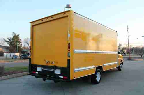 2009 GMC Savana 3500 Cube Van BOX TRUCK 91,000 MILES FACTORY WARRANTY! 2008 2010, US $13,900.00, image 5