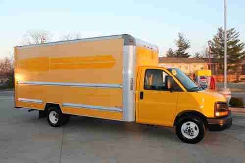 2009 GMC Savana 3500 Cube Van BOX TRUCK 91,000 MILES FACTORY WARRANTY! 2008 2010, US $13,900.00, image 10