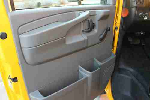 2009 GMC Savana 3500 Cube Van BOX TRUCK 91,000 MILES FACTORY WARRANTY! 2008 2010, US $13,900.00, image 15