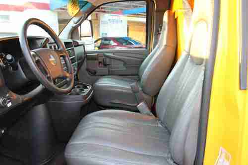 2009 GMC Savana 3500 Cube Van BOX TRUCK 91,000 MILES FACTORY WARRANTY! 2008 2010, US $13,900.00, image 16