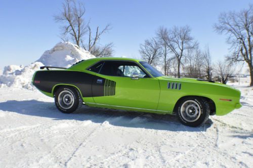 1972 cuda with 2010 6.1l hemi engine