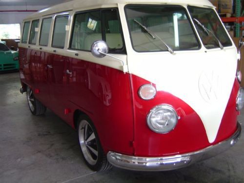 1965 kombi volkswagen bus - like new