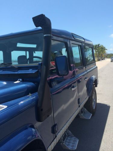1987 Land Rover Defender - LEFT hand drive., in Florida. Beautifully restored, image 9