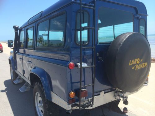 1987 Land Rover Defender - LEFT hand drive., in Florida. Beautifully restored, image 10