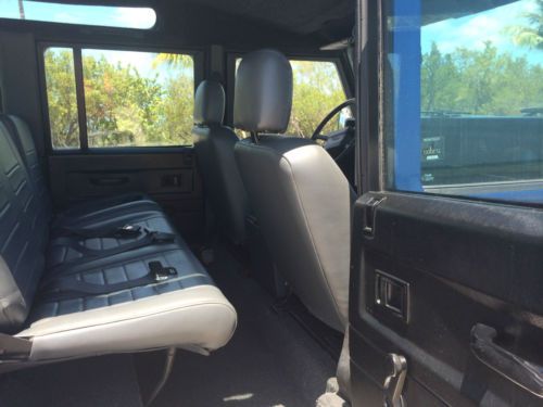 1987 Land Rover Defender - LEFT hand drive., in Florida. Beautifully restored, image 16