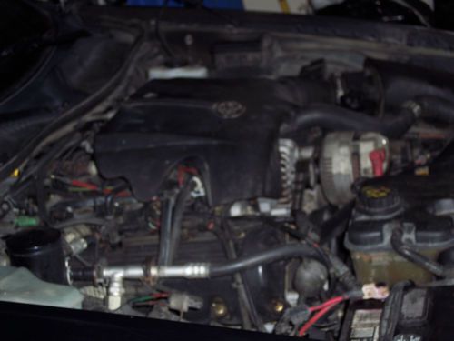2002 Black Lincoln Town Car Limousine in great shape with new motor., image 9