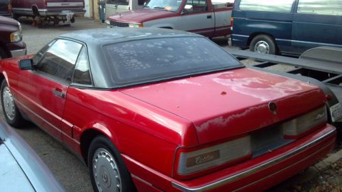 1992 Cadillac Allante Base Convertible 2-Door 4.1L with hardtop, image 3