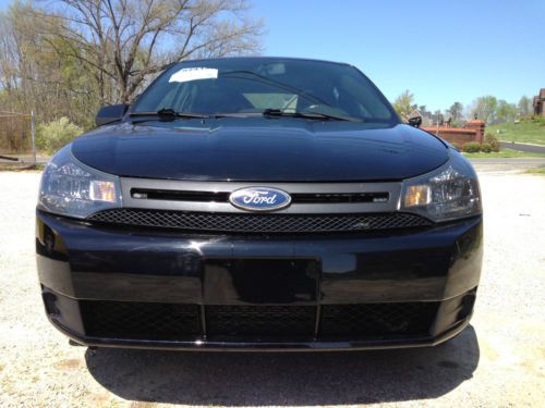 2011 ford focus ...ses ,, minor damage ,,,nice ,,,