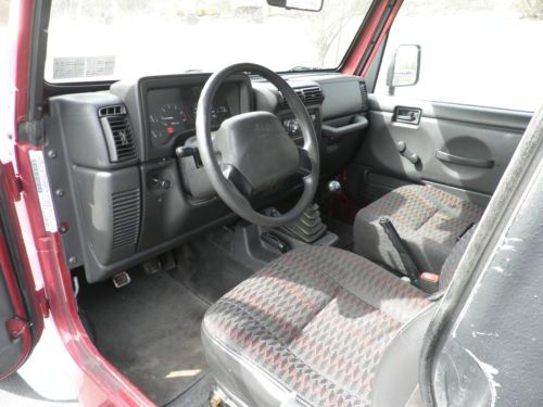 ***Jeep Wrangler 4x4 - 5 Speed Manual!! A/C - 4/15 PA Inspection***BEST BUY***, image 8