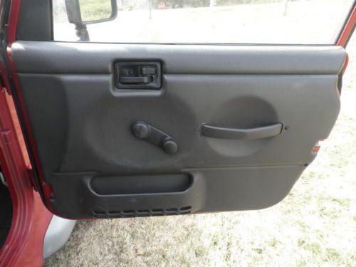 ***Jeep Wrangler 4x4 - 5 Speed Manual!! A/C - 4/15 PA Inspection***BEST BUY***, image 13