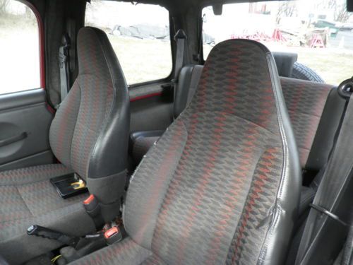 ***Jeep Wrangler 4x4 - 5 Speed Manual!! A/C - 4/15 PA Inspection***BEST BUY***, image 16