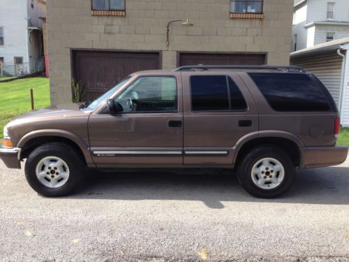 2000 chevrolet blazer ls sport utility 4-door 4.3l