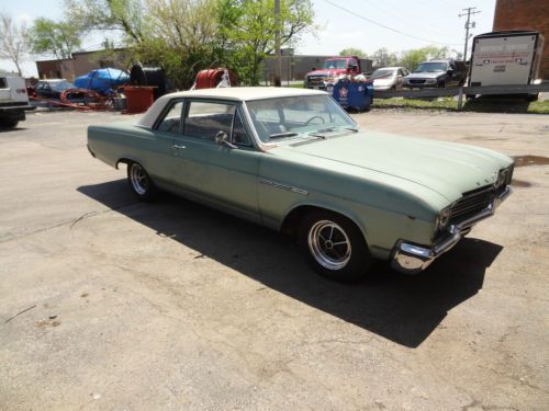 1965 buick skylark base sedan 2-door 4.9l