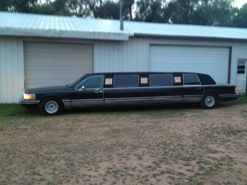 1993 lincoln town car base limousine 4-door 4.6l