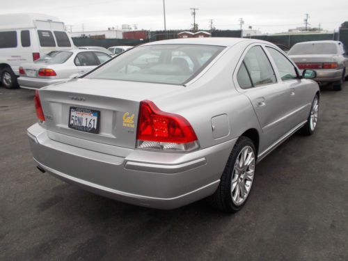 2005 Volvo S60 NO RESERVE, image 2