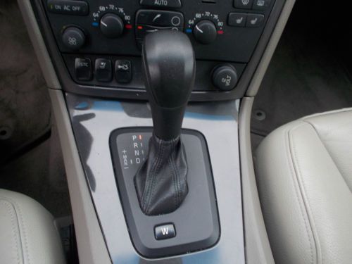 2005 Volvo S60 NO RESERVE, image 5