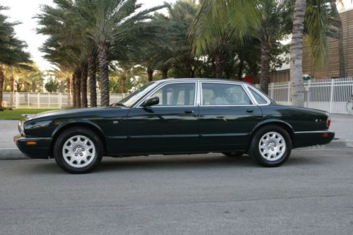 2000 jaguar xj8 base sedan 4-door 4.0l